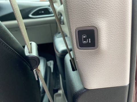 2019 Chrysler Pacifica Touring L