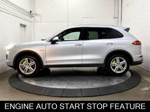 2016 Porsche Cayenne S E-Hybrid
