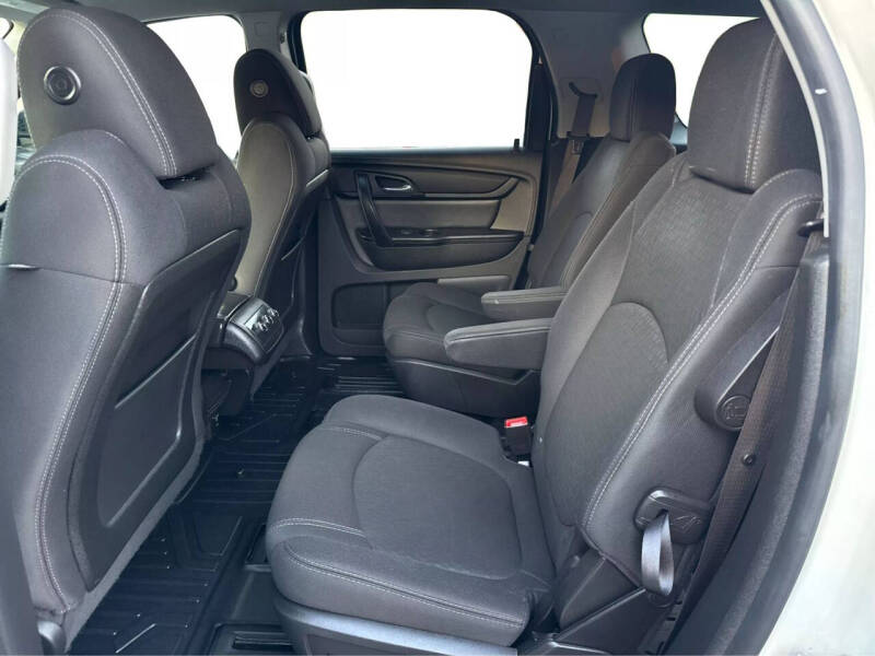 2015 GMC Acadia SLE-2