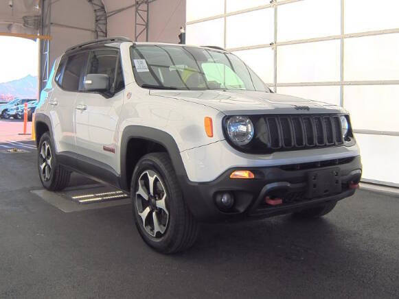 Jeep Renegade's photo