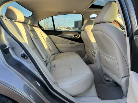 2014 Infiniti Q50 Premium