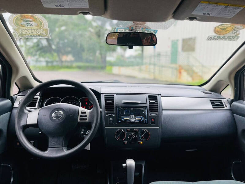 2012 Nissan Versa 1.8 S