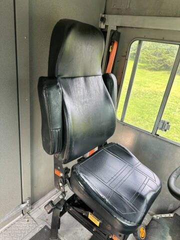 2017 Freightliner MT45 Chassis