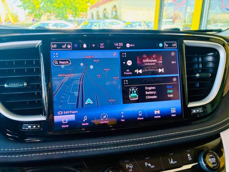 2022 Chrysler Pacifica Hybrid Touring L