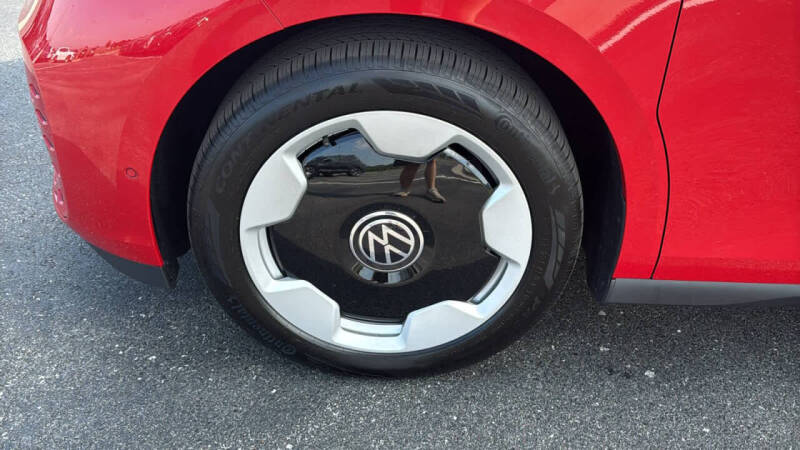 2025 Volkswagen ID. Buzz Pro S Plus 4Motion