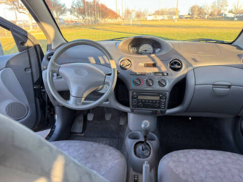 2001 Toyota ECHO