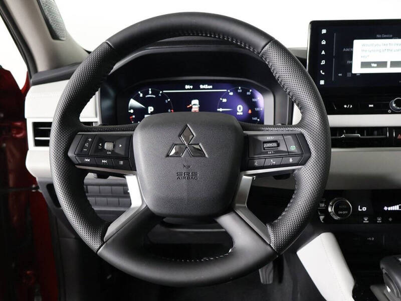 2025 Mitsubishi Outlander SE