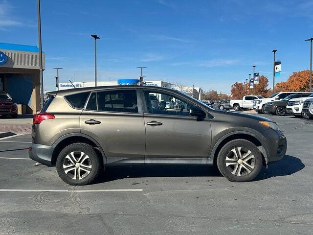 2015 Toyota RAV4 LE