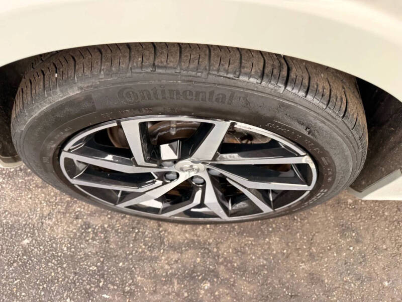 2019 Volvo S60 T6 Momentum