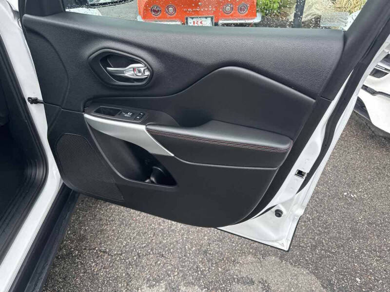 2018 Jeep Cherokee Trailhawk