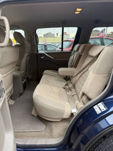 2011 Nissan Pathfinder SV