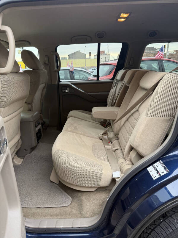 2011 Nissan Pathfinder SV