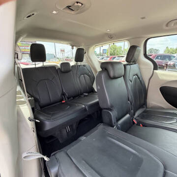 2018 Chrysler Pacifica Touring L