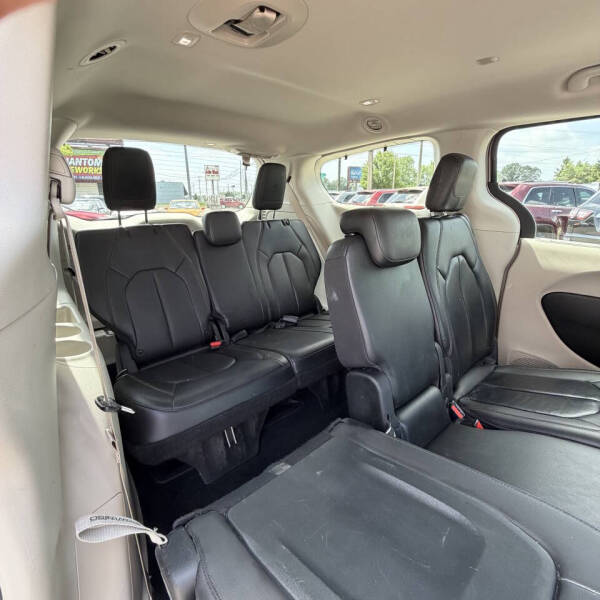 2018 Chrysler Pacifica Touring L