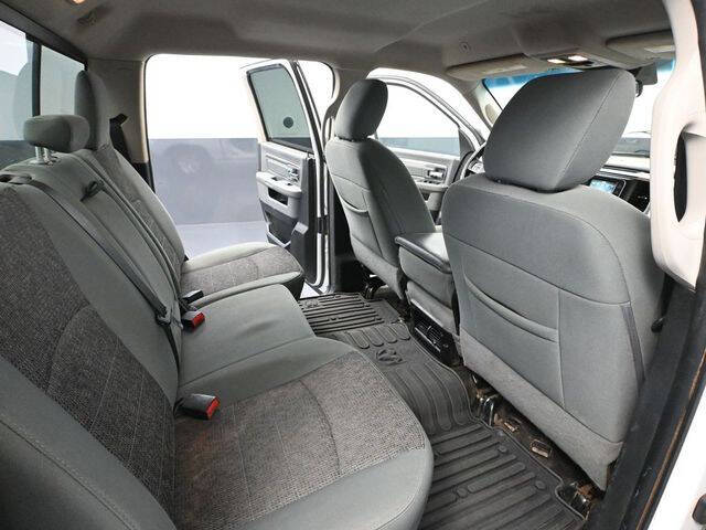 2017 RAM 1500 SLT