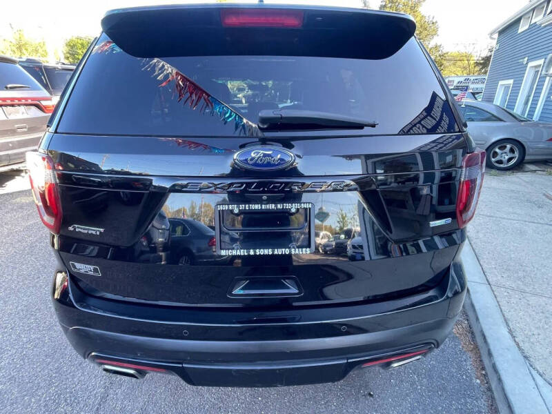 2016 Ford Explorer Sport