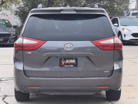 2018 Toyota Sienna