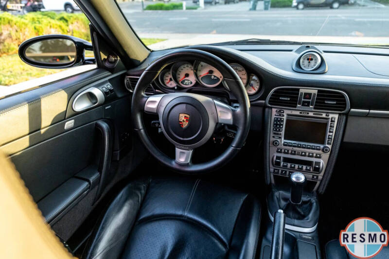 2005 Porsche 911 Carrera S