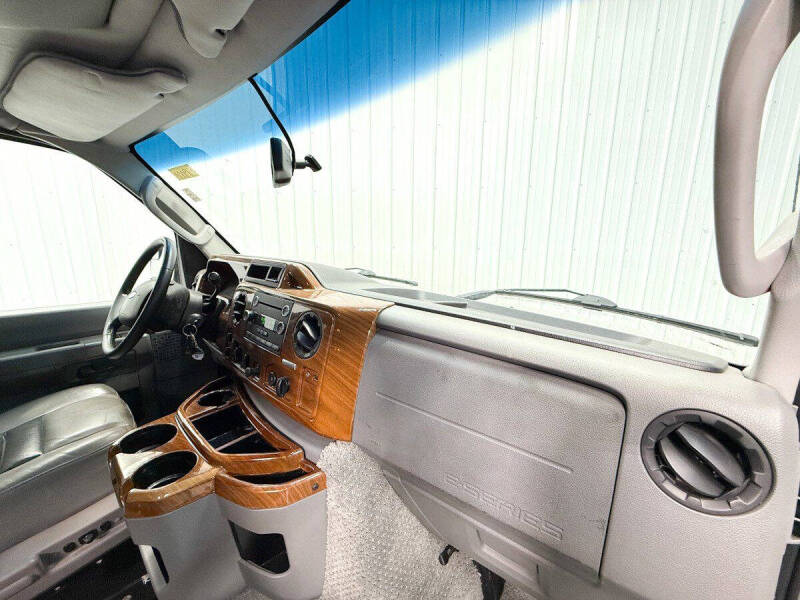 2011 Ford E-Series E-150