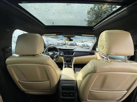 2017 Cadillac XT5 Luxury