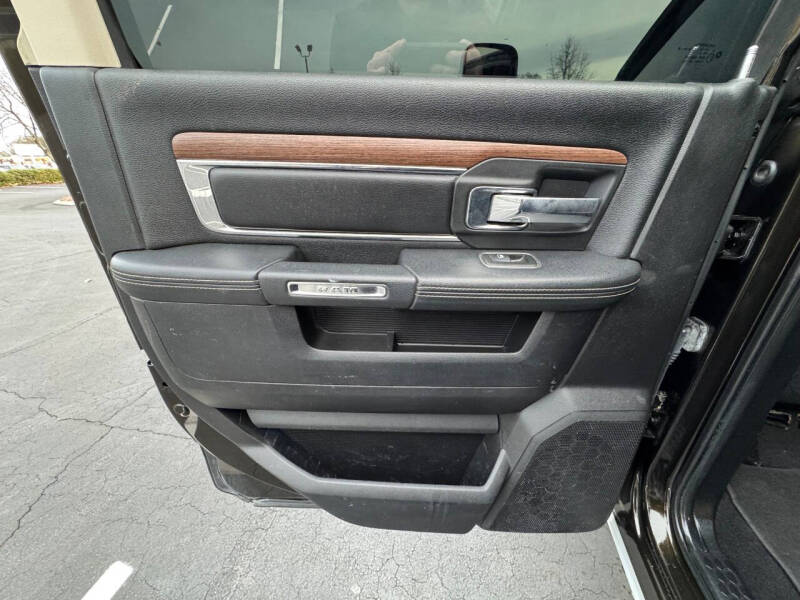 2014 RAM 3500 Laramie