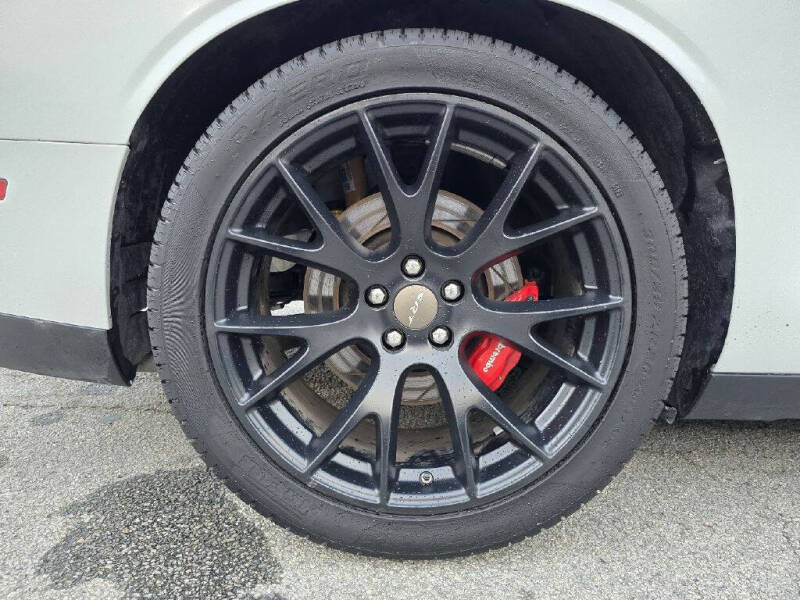 2015 Dodge Challenger SRT Hellcat