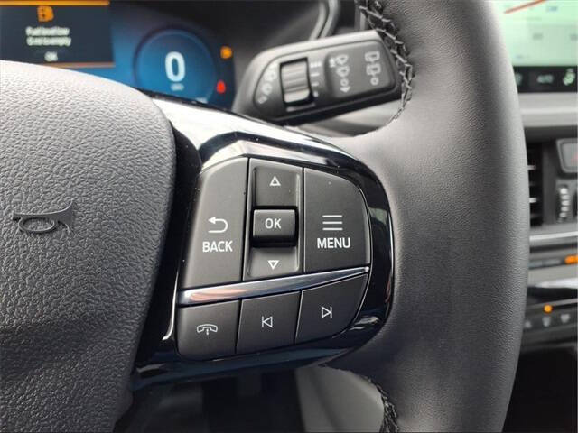 2026 Ford Escape Platinum