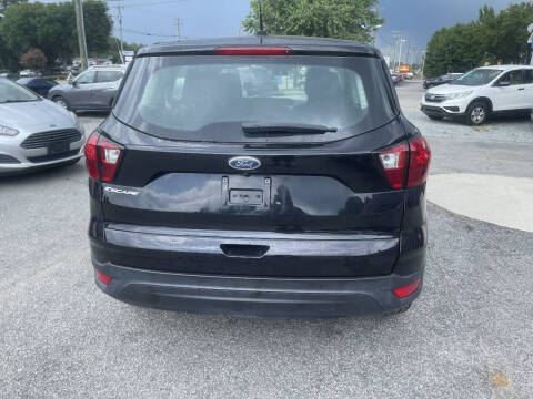 2019 Ford Escape S