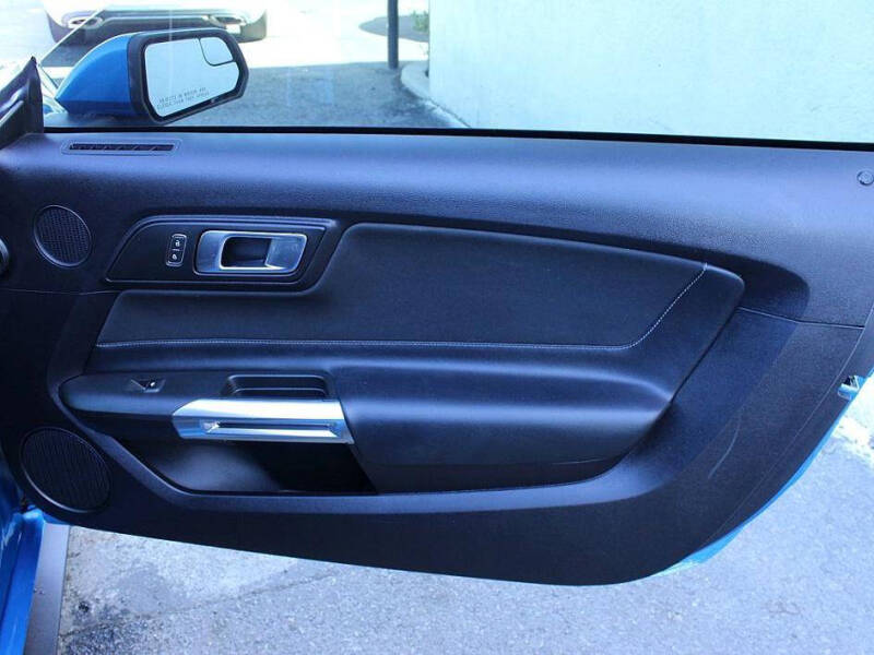 2019 Ford Mustang EcoBoost