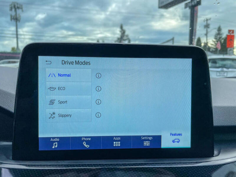 2025 Ford Escape ST-Line