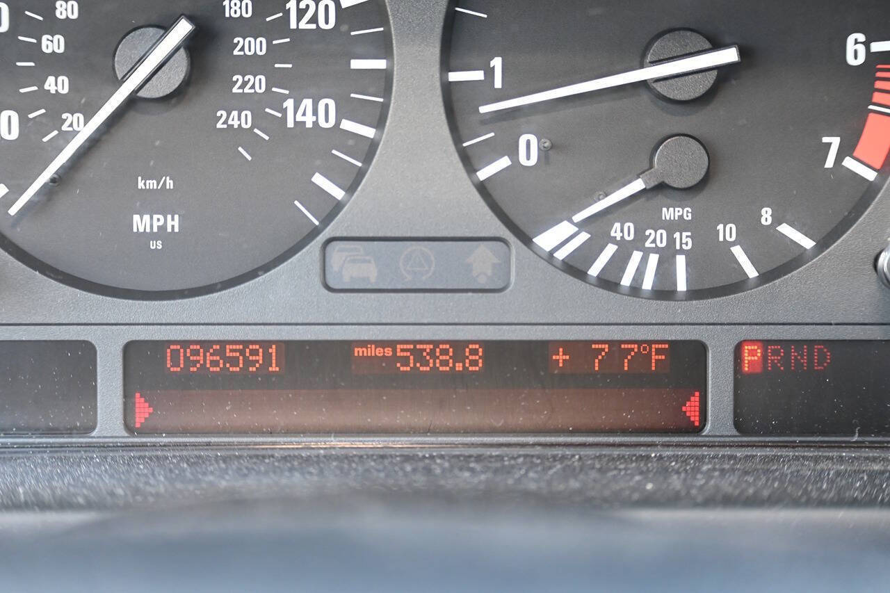2003 BMW 5 Series 61