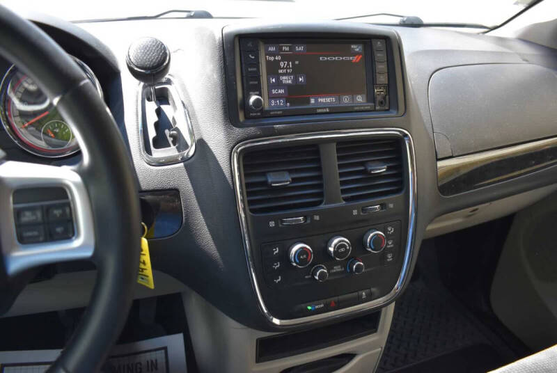 2017 Dodge Grand Caravan SE