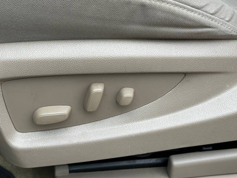 2017 GMC Yukon XL SLE