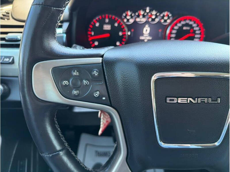 2015 GMC Yukon XL Denali