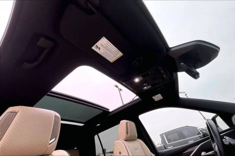 2022 Cadillac Escalade Premium Luxury