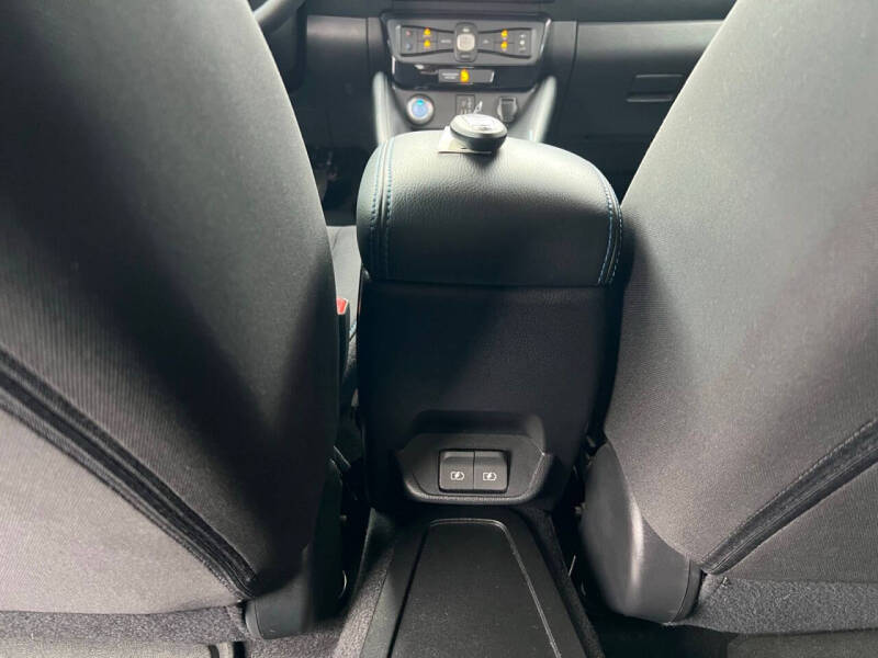 2020 Nissan LEAF SV PLUS