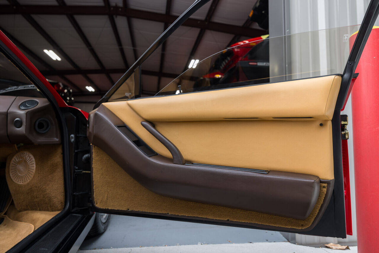 1985 Ferrari Testarossa 26