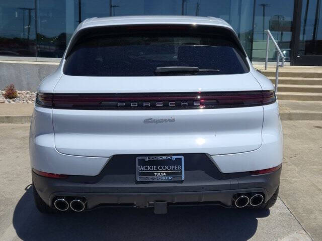 2025 Porsche Cayenne