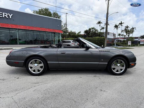 2003 Ford Thunderbird