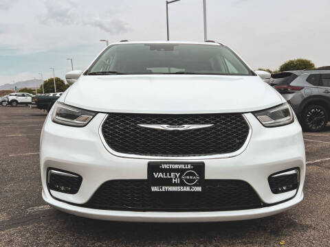 2022 Chrysler Pacifica Touring L