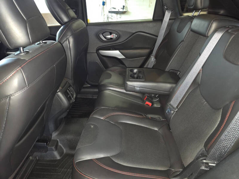 2018 Jeep Cherokee Trailhawk