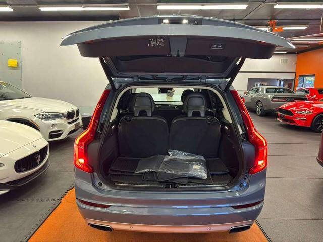 2020 Volvo XC90 T5 Momentum