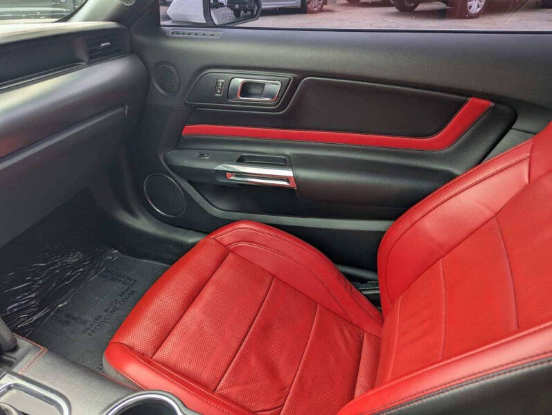 2020 Ford Mustang EcoBoost Premium