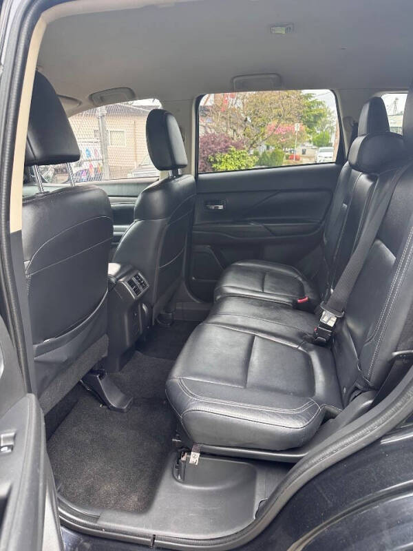 2019 Mitsubishi Outlander SEL