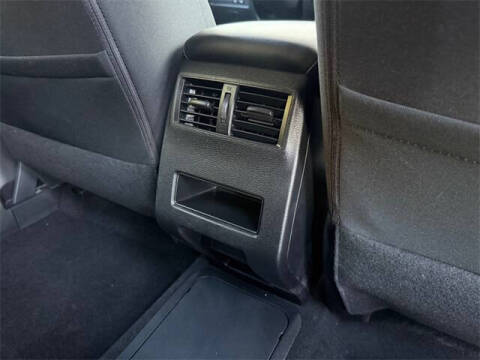 2023 Mitsubishi Outlander PHEV ES