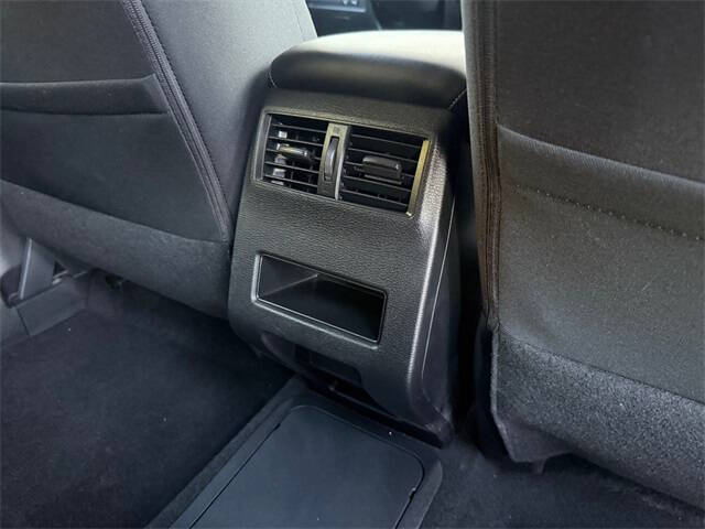 2023 Mitsubishi Outlander PHEV ES