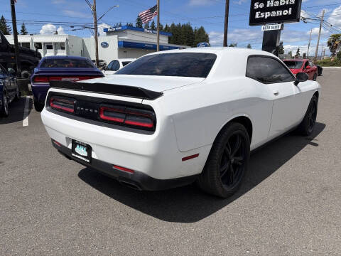 2018 Dodge Challenger SXT