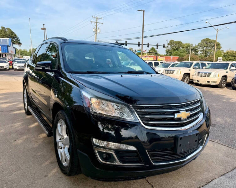 2017 Chevrolet Traverse LT