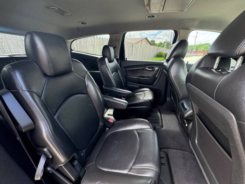 2010 Chevrolet Traverse LT