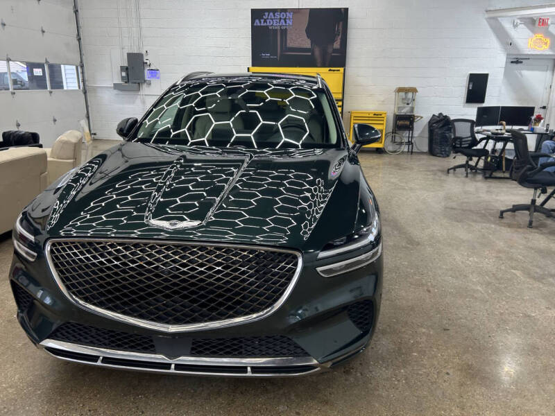 2023 Genesis GV70 2.5T Standard